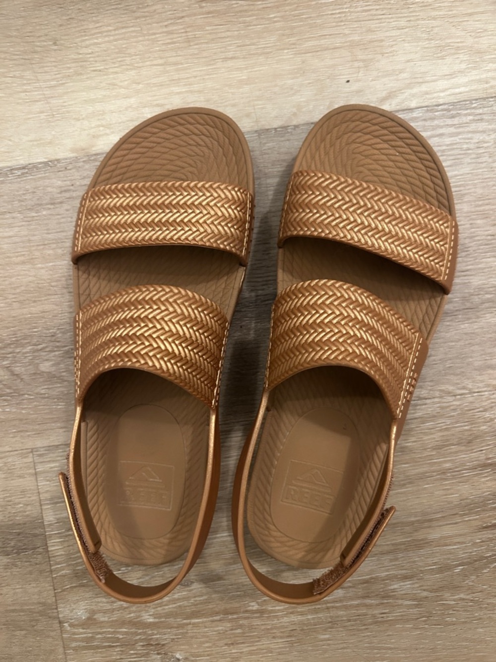 Reef Woven Strap Slide Sandals in Metallic Copper